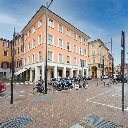D'Azeglio 62 Luxury Rooms Bologna Bagian luar foto