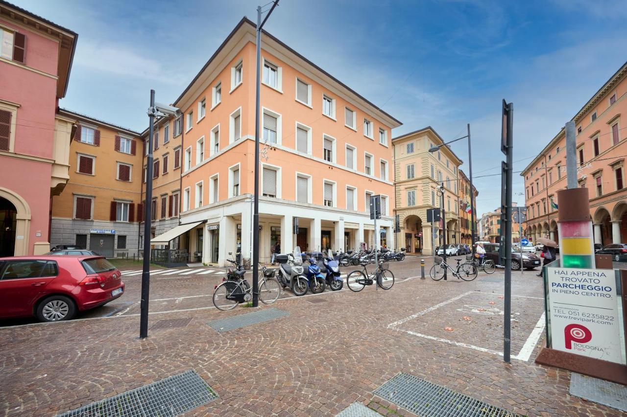 D'Azeglio 62 Luxury Rooms Bologna Bagian luar foto