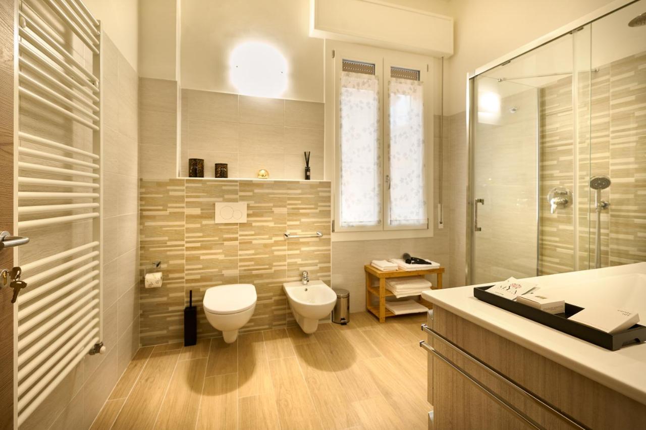 D'Azeglio 62 Luxury Rooms Bologna Bagian luar foto