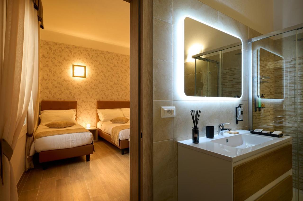 D'Azeglio 62 Luxury Rooms Bologna Bagian luar foto
