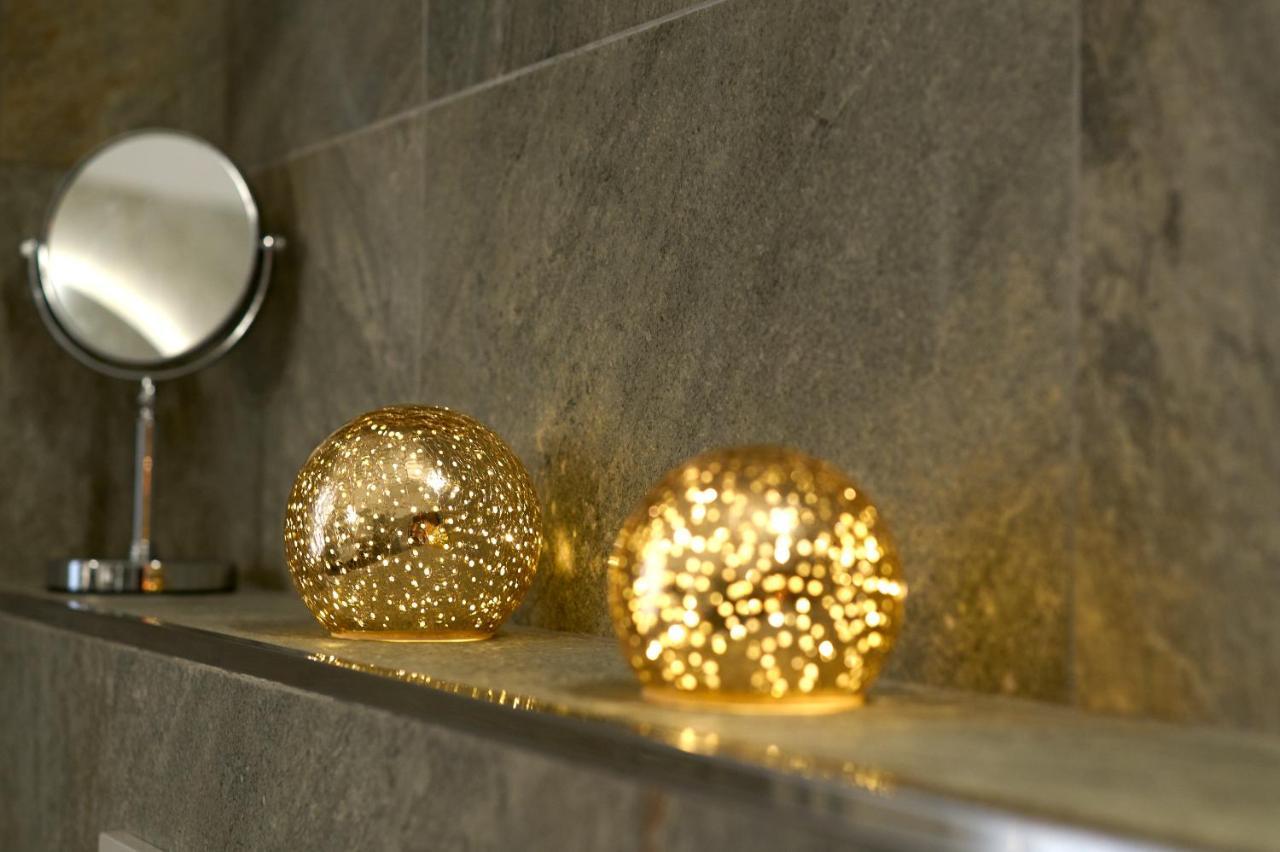 D'Azeglio 62 Luxury Rooms Bologna Bagian luar foto