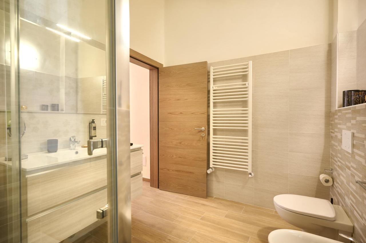 D'Azeglio 62 Luxury Rooms Bologna Bagian luar foto