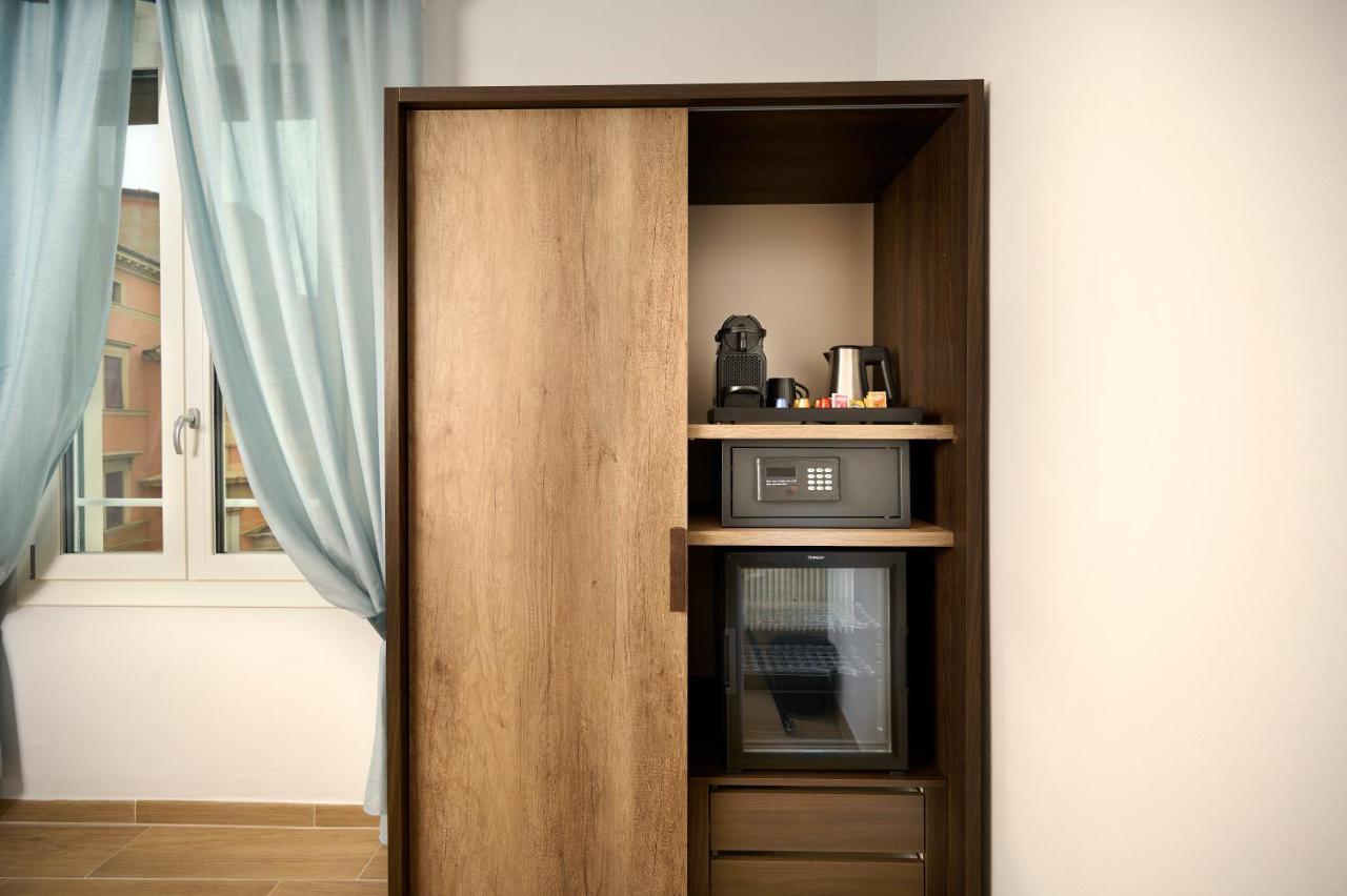 D'Azeglio 62 Luxury Rooms Bologna Bagian luar foto